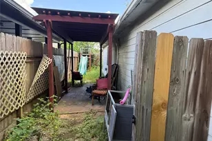 3306 Garrison Ct, Houston, TX 77014 - Photo 3