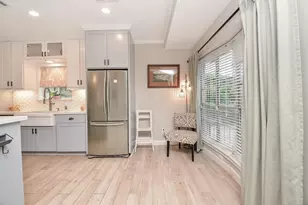 9718 Springmont Dr, Houston, TX 77080 - Photo 37