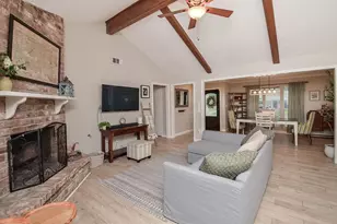 9718 Springmont Dr, Houston, TX 77080 - Photo 35