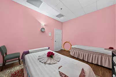 12989 Bellaire Boulevard #7, Houston, TX 77072 - Photo 11