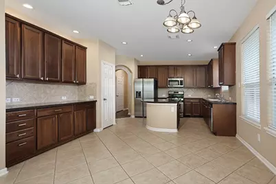 19 Patina Pines Place, The Woodlands, TX 77381 - Photo 9