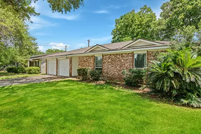 9666 Windswept Lane, Houston, TX 77063 - Photo 1
