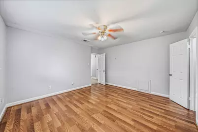 9666 Windswept Lane, Houston, TX 77063 - Photo 25