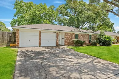 9666 Windswept Lane, Houston, TX 77063 - Photo 3