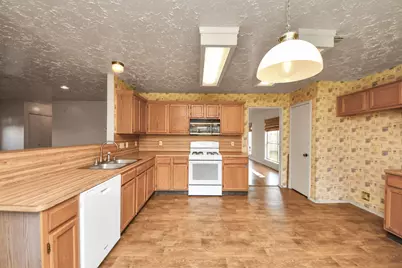 12318 Glenmeadow Drive, Stafford, TX 77477 - Photo 13