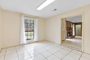 3339 Three Pines Dr, Houston, TX 77339 - Photo 9