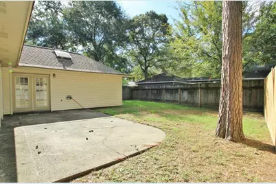 3339 Three Pines Drive, Houston, TX 77339 - Photo 23