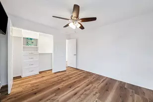 407 Isles End Rd, Tiki Island, TX 77554 - Photo 9