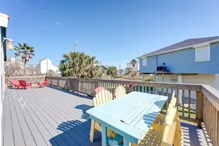 4211 Surf Dr, Galveston, TX 77554 - Photo 3