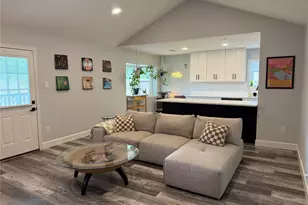 5316 Tanglebriar Dr, Dickinson, TX 77539 - Photo 7