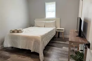 5316 Tanglebriar Dr, Dickinson, TX 77539 - Photo 9