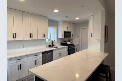 5316 Tanglebriar Drive, Dickinson, TX 77539 - Photo 3