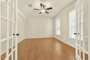 5002 Creekside Ave, Baytown, TX 77523 - Photo 9