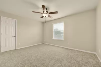 5002 Creekside Avenue, Baytown, TX 77523 - Photo 25