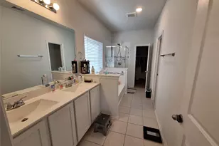 422 Barren Oak Ln, Crosby, TX 77532 - Photo 9