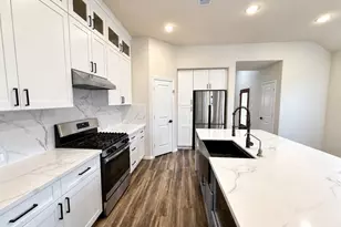 15230 Stuart Bat Cave Ln, Cypress, TX 77433 - Photo 5