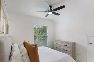 11 Barlow Ct, The Woodlands, TX 77382 - Photo 33