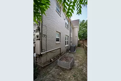 2202 South Boulevard, Houston, TX 77098 - Photo 23
