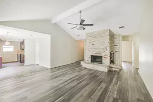 3411 Almondwood Dr, Spring, TX 77389 - Photo 7