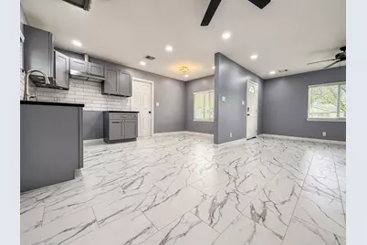 7054 Peyton Street, Houston, TX 77028 - Photo 5