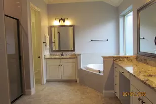 15406 Thompson Ridge Dr, Cypress, TX 77429 - Photo 11