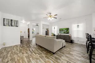 104 Cheyenne River Dr, La Marque, TX 77568 - Photo 7