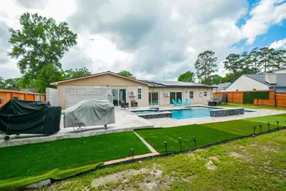 1402 Chestnut Ridge Rd, Kingwood, TX 77339 - Photo 29