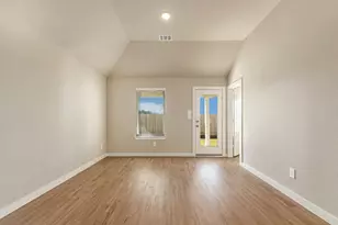 672 Roaring Fls Dr, Willis, TX 77378 - Photo 7