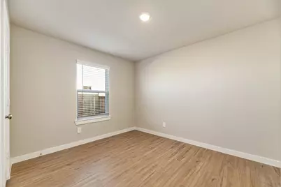 672 Roaring Falls Drive, Willis, TX 77378 - Photo 9