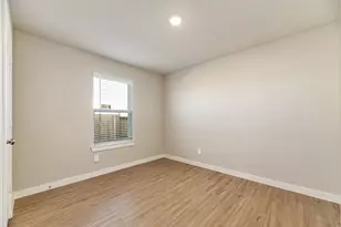 672 Roaring Fls Dr, Willis, TX 77378 - Photo 9