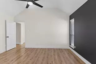 1118 Glenmeadows Dr, La Porte, TX 77571 - Photo 19