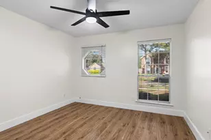 1118 Glenmeadows Dr, La Porte, TX 77571 - Photo 25