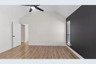 1118 Glenmeadows Drive, La Porte, TX 77571 - Photo 19