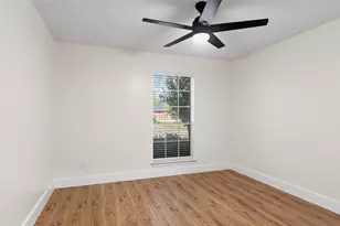 1118 Glenmeadows Dr, La Porte, TX 77571 - Photo 23