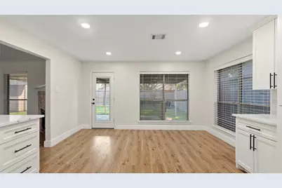 1118 Glenmeadows Drive, La Porte, TX 77571 - Photo 15