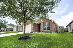 384 Decoster Blvd, Alvin, TX 77511 - Photo 5