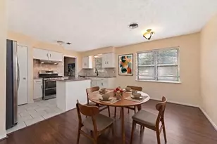7434 Carew St, Houston, TX 77074 - Photo 13