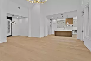 1806 De Milo Dr, Houston, TX 77018 - Photo 11