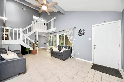 6142 W Airport Boulevard #15, Houston, TX 77035 - Photo 7