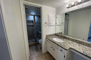 1311 Antoine Dr, Houston, TX 77055 - Photo 11