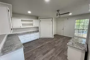 1311 Antoine Dr, Houston, TX 77055 - Photo 5