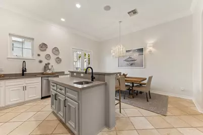 1822 Seaside Drive, Galveston, TX 77550 - Photo 11