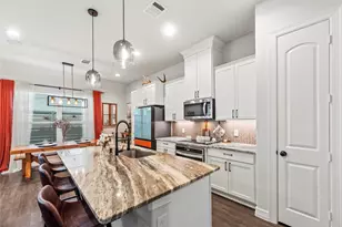 1523 Canter Bayou Way, Houston, TX 77043 - Photo 11