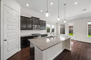 2311 Barrington Field Ln, Pearland, TX 77089 - Photo 3