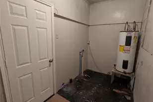 2125 Nora St, Beaumont, TX 77705 - Photo 9