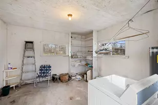 104 6th St, Glidden, TX 78943 - Photo 29