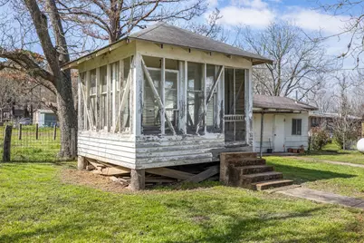 104 6th Street, Glidden, TX 78943 - Photo 7