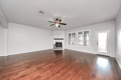 1111 Wheatfield Court, Rosenberg, TX 77469 - Photo 5