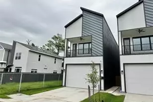 308 E 36th St, Houston, TX 77018 - Photo 1