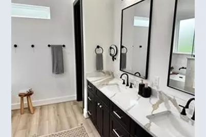 308 E 36th Street, Houston, TX 77018 - Photo 13